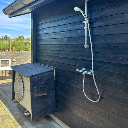 Amazing In V With House Sea View